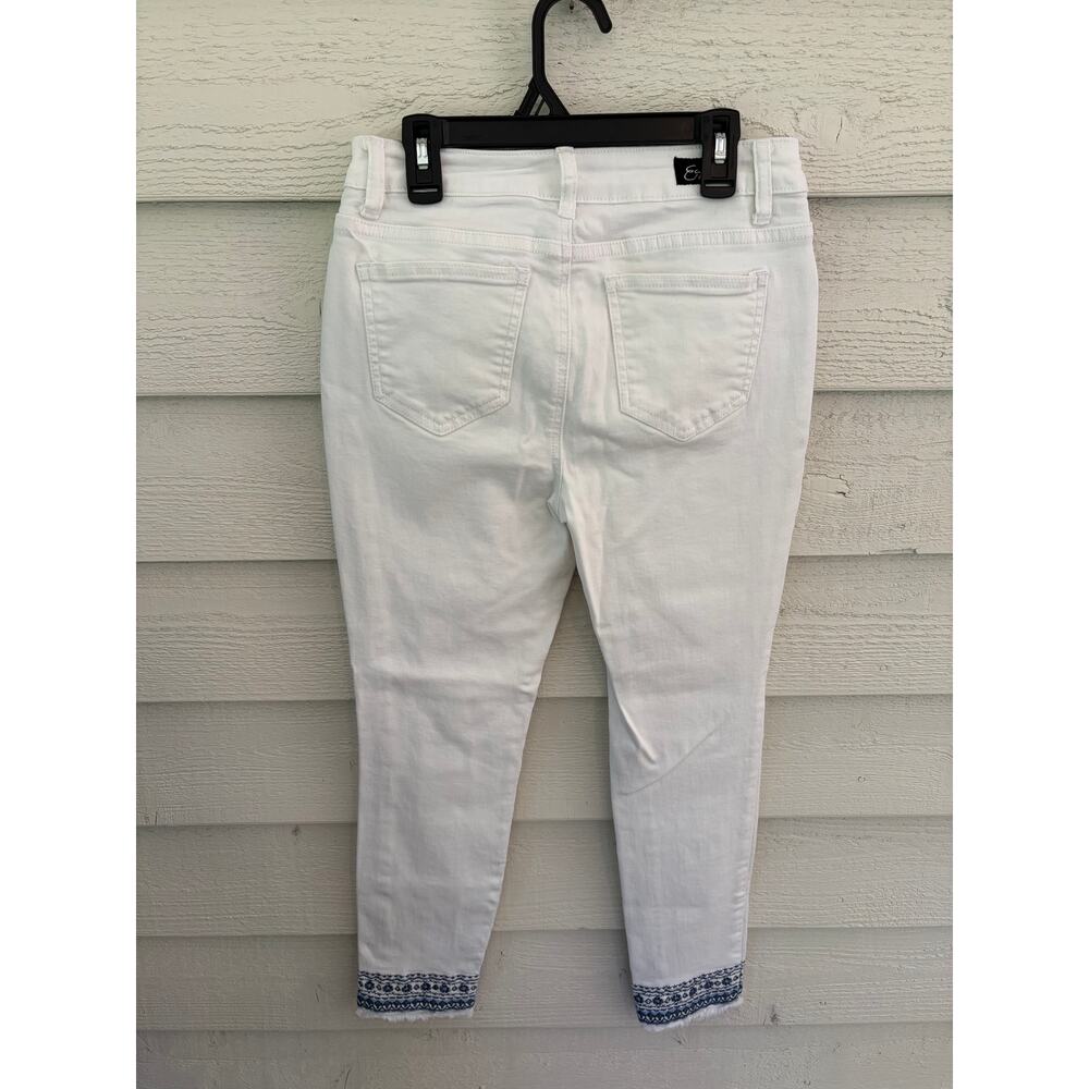 Earl Jean White Embroidered Hem Skinny Ankle Jeans Size 6 - Picture 8 of 8